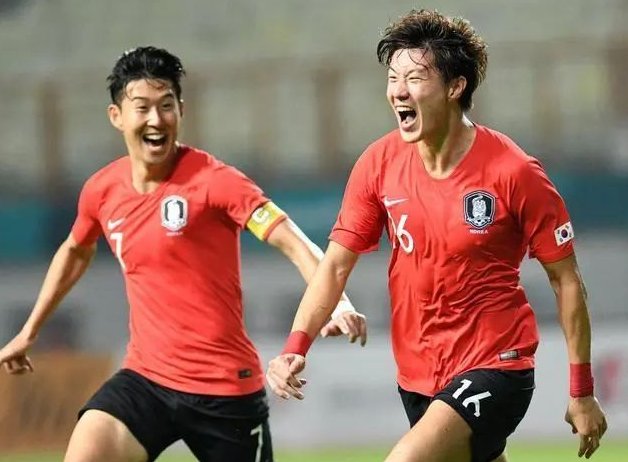 浙江vs海牛首发：4外援PK4外援，王钰栋、李提香出战（浙江战海牛首发公布：四外援对决四外援，王钰栋与李提香先发）