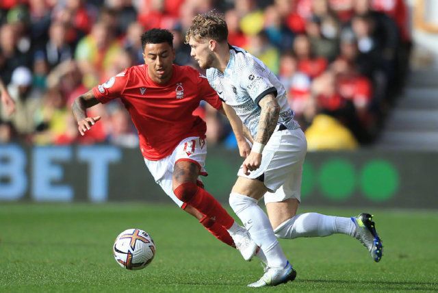 篮球湖人今日调整轮换，新阵容效果显著